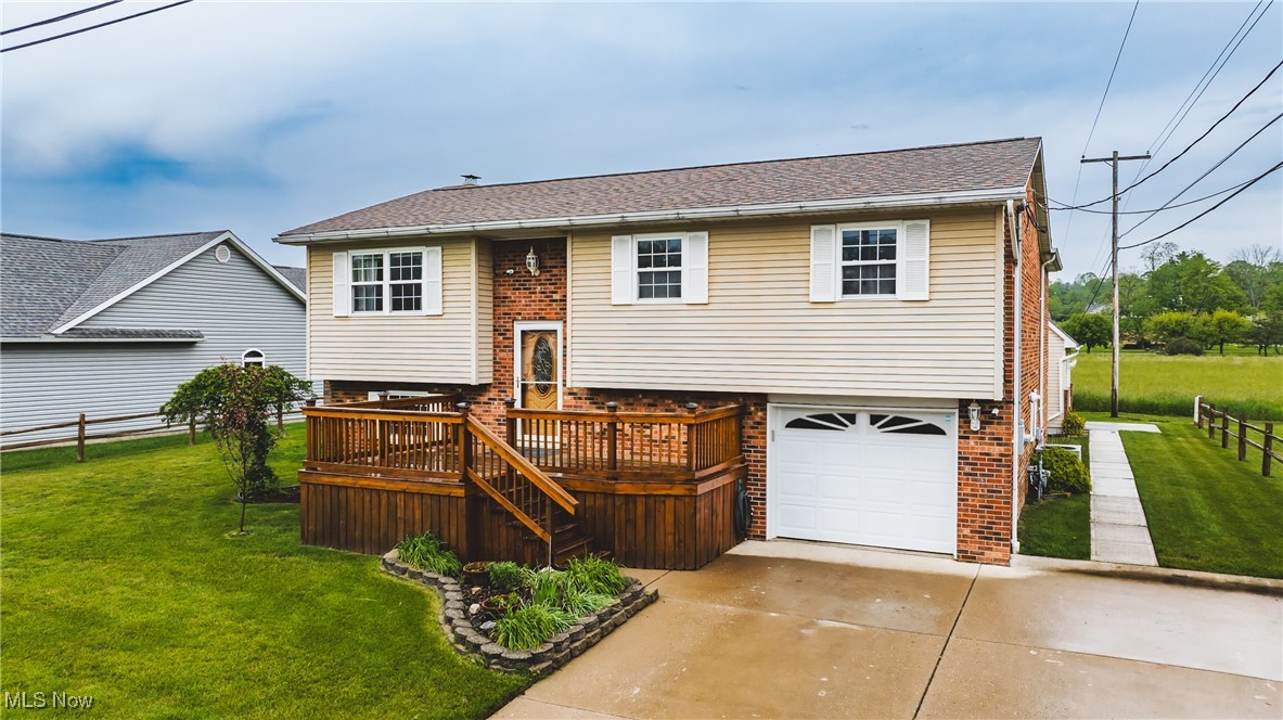 216 Lincoln Drive, Mineral Wells, West Virginia image 1