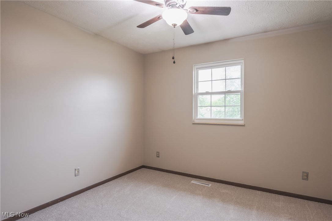 216 Lincoln Drive, Mineral Wells, West Virginia image 23