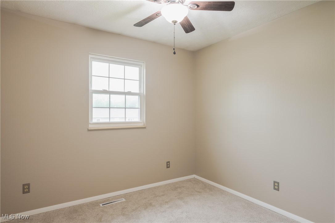 216 Lincoln Drive, Mineral Wells, West Virginia image 19