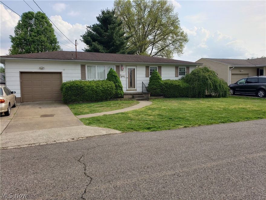 Nice ready to move in home in Belpre. 3 bedrooms with 1 full bath on 1st floor and 1 unfinished full bath in basement. Eat-in kitchen with French doors onto deck and large fenced in backyard. Attached garage off of the kitchen plus a full dry basement which could be finished for extra living space.