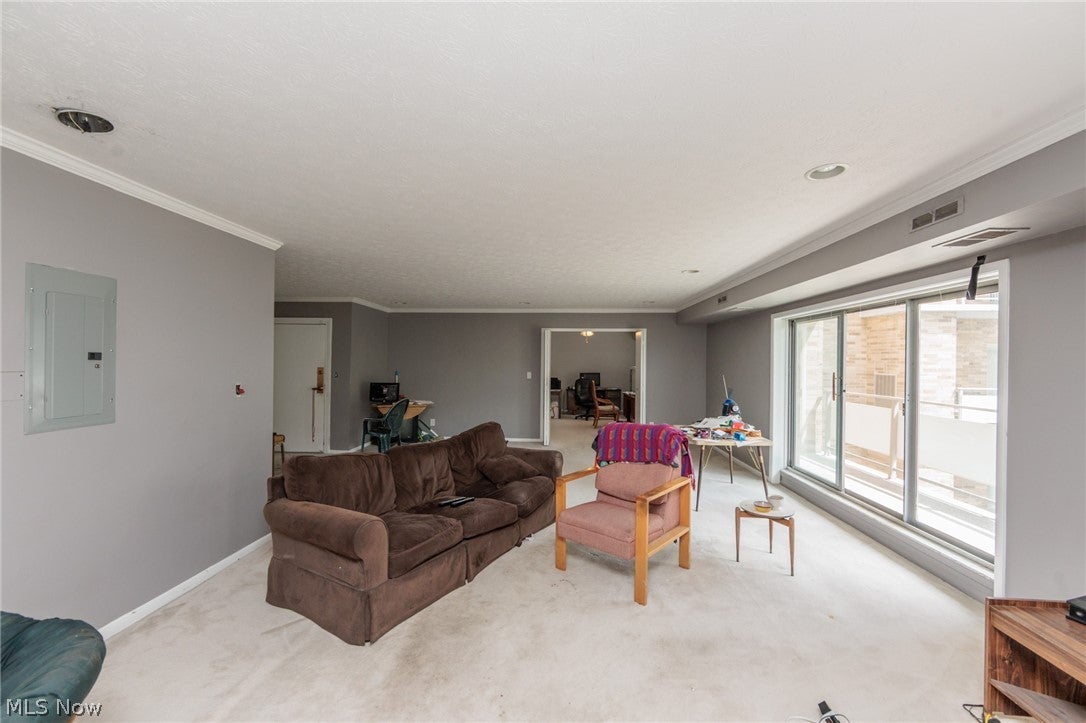 2202 Acacia Park Drive 2414