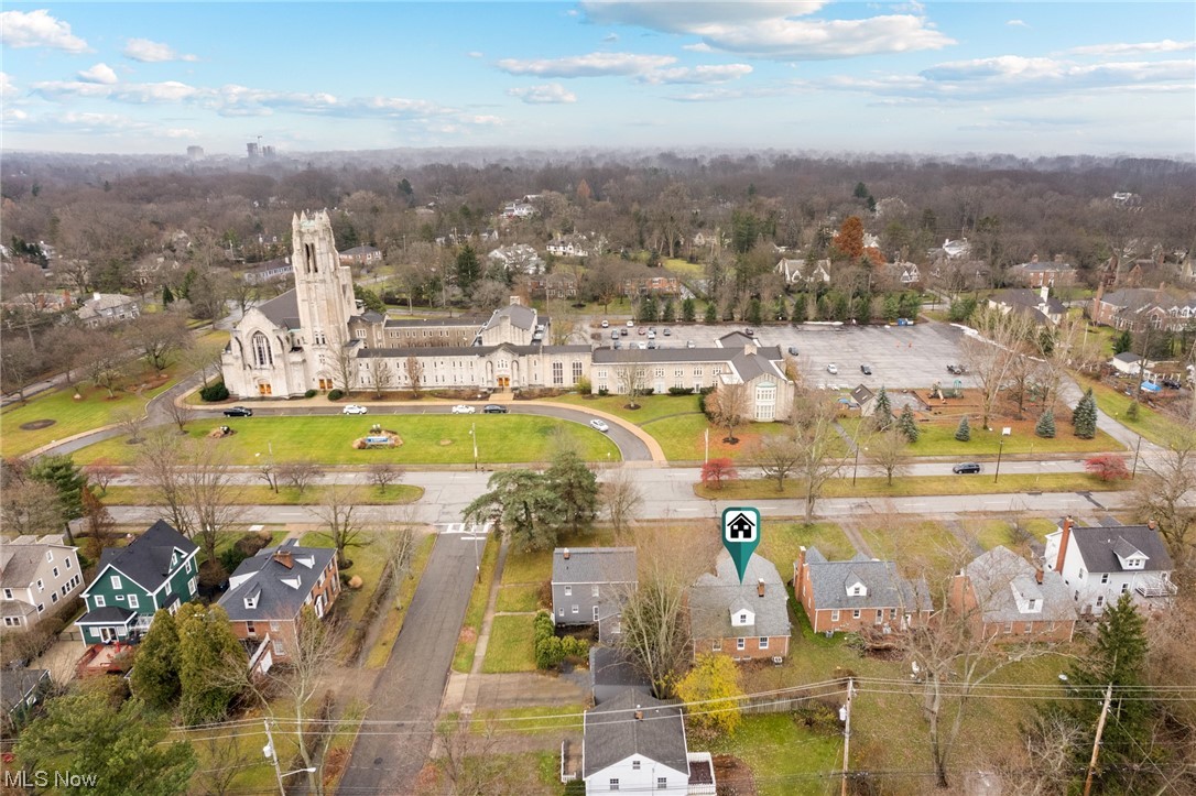 Shaker Lakes 03 - Residential