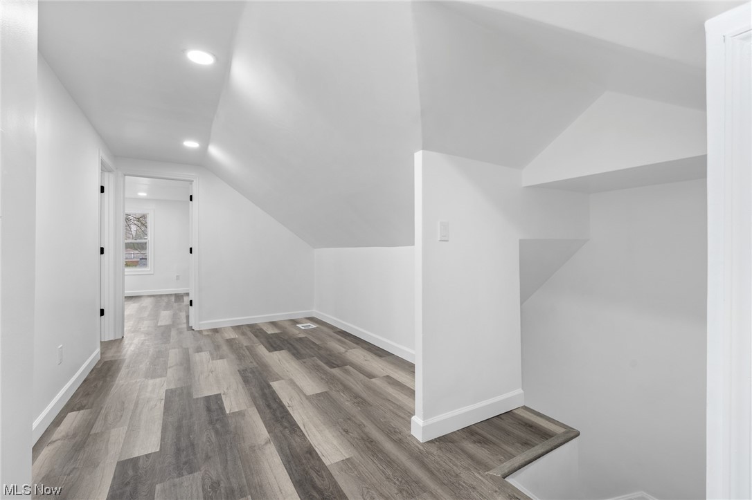 Shaker Lakes 03 - Residential