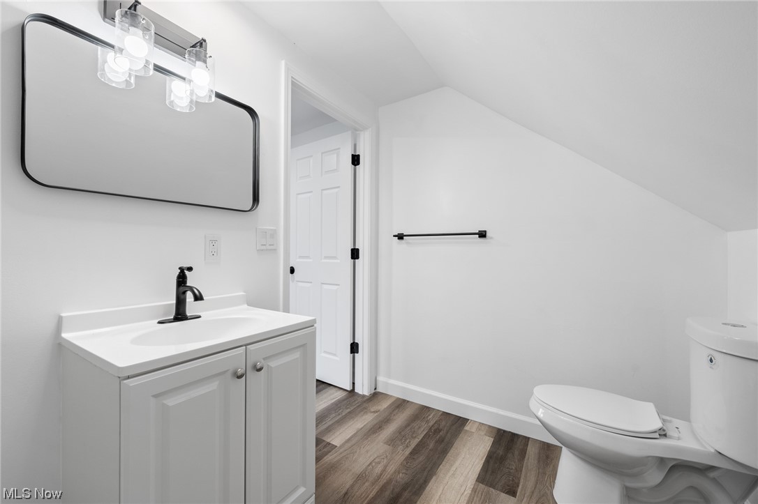 Shaker Lakes 03 - Residential