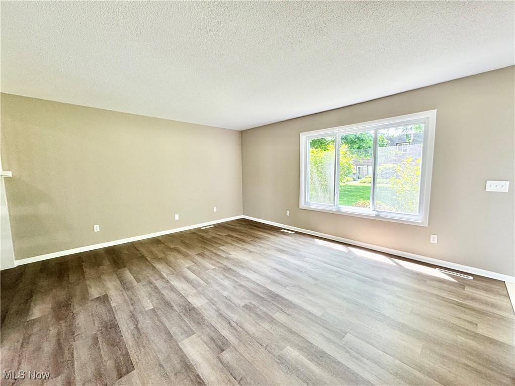6400 Center Street #14, Mentor, Ohio image 8