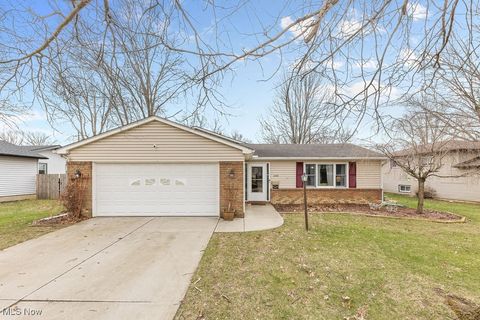 1833 N Nantucket Drive Lorain OH 44053