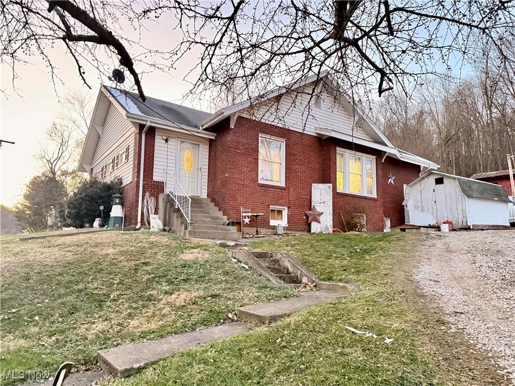 Photo of 1044 State Route 541, Coshocton, OH 43812 (MLS # 5176729)
