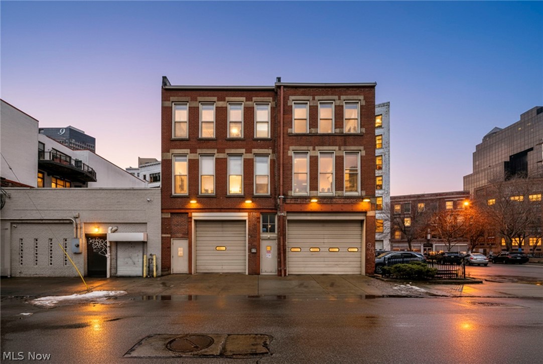 Joshua E Hall Condo - Residential