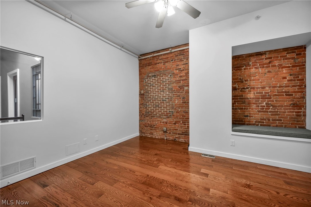 Joshua E Hall Condo - Residential