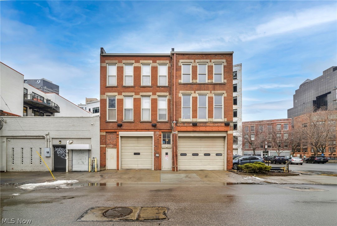 Joshua E Hall Condo - Residential