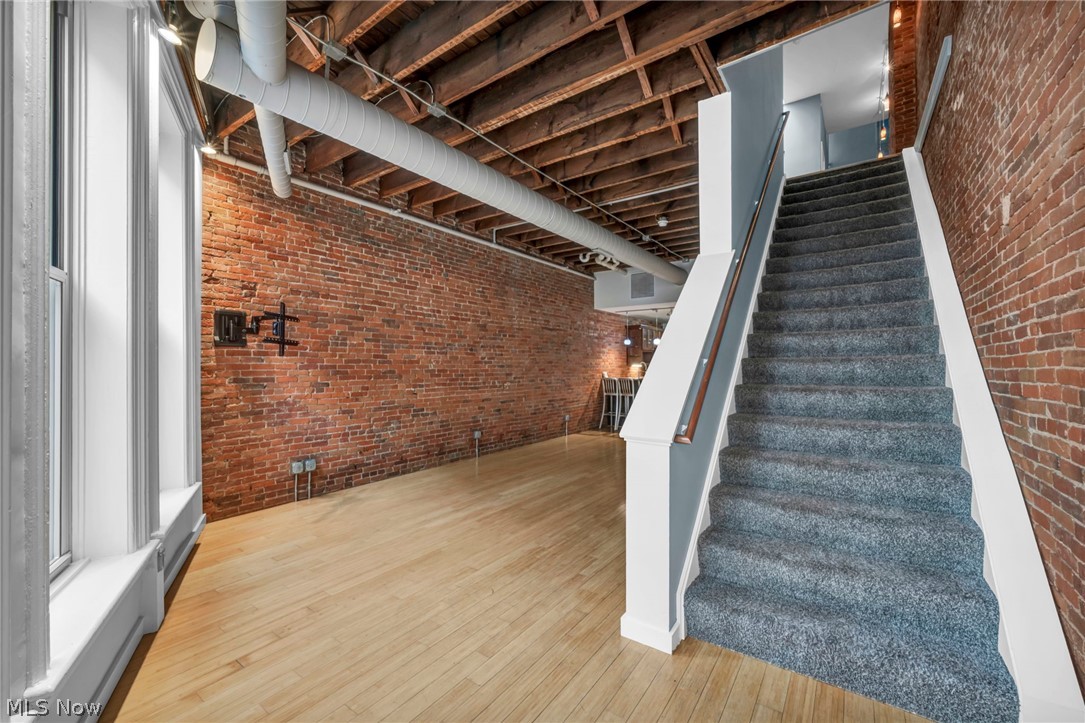 Joshua E Hall Condo - Residential