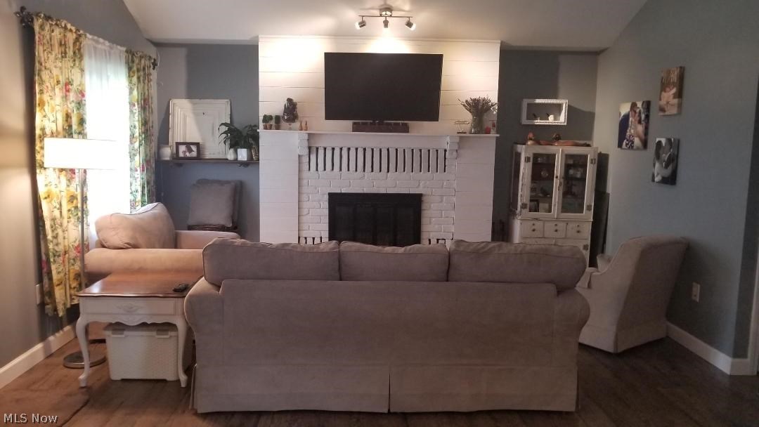 Roaming Rock Shores Xxi - Residential