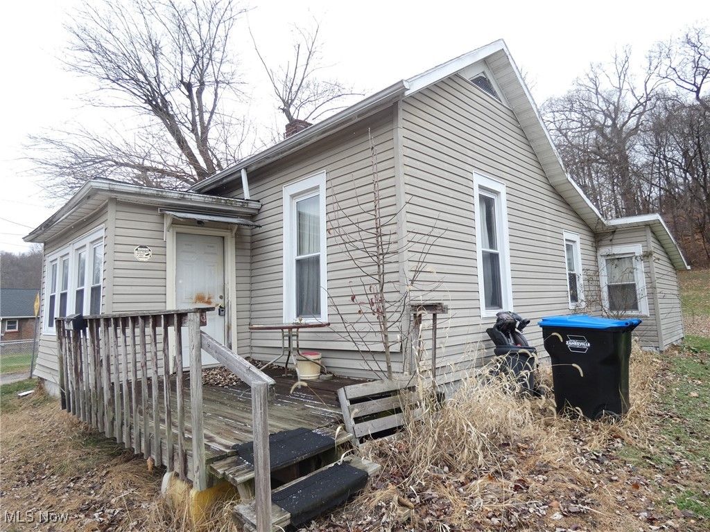 Photo of 1641 Penn Street, Zanesville, OH 43701 (MLS # 5176660)