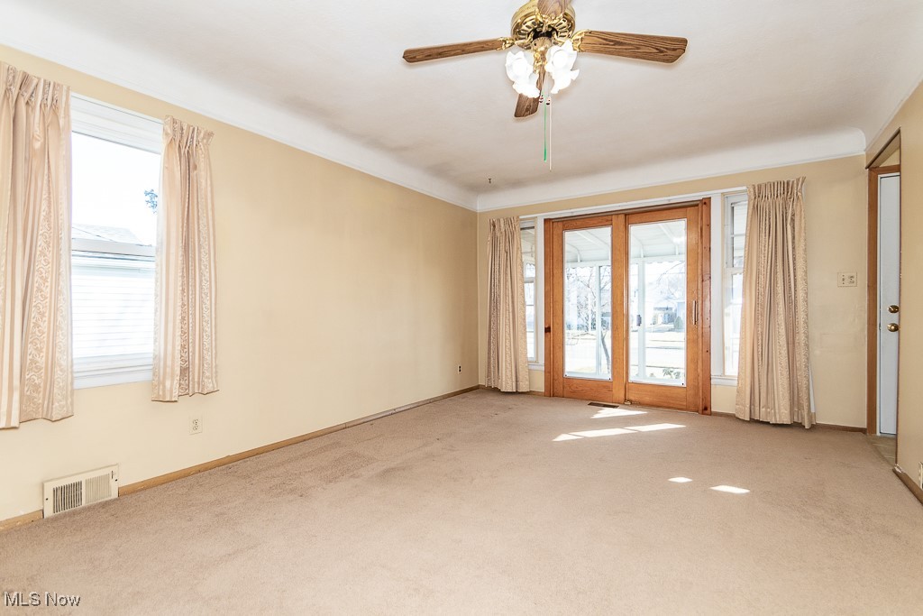 32227 Densmore Road, Willowick, Ohio image 3