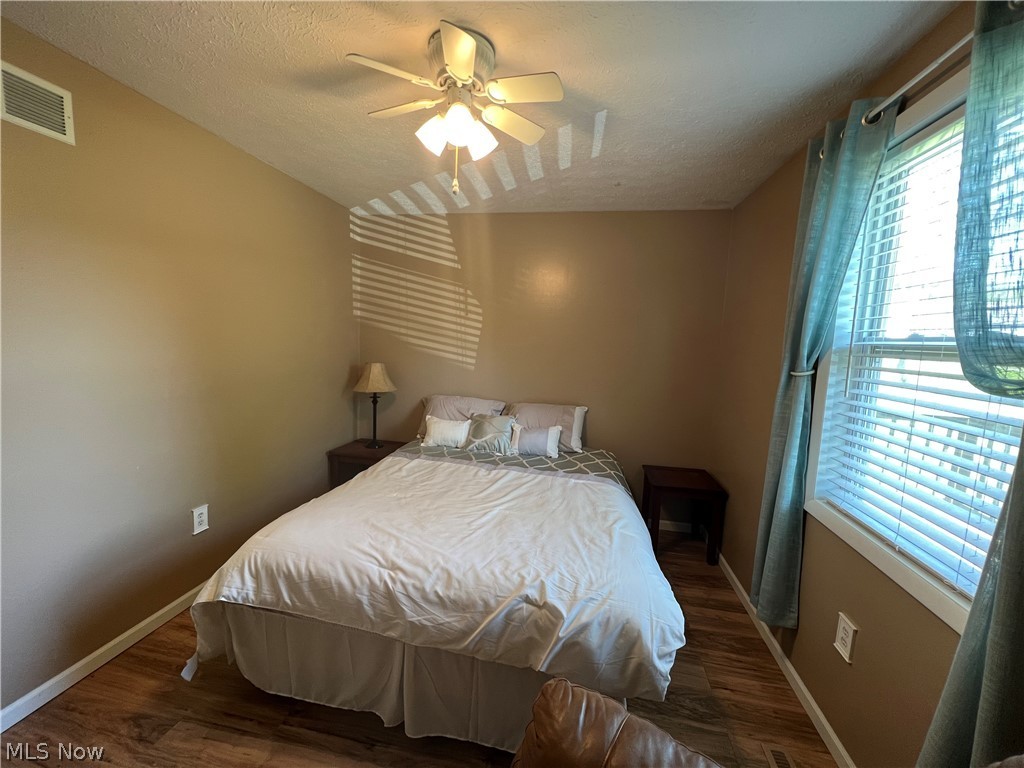 Larchmont Adn - Residential