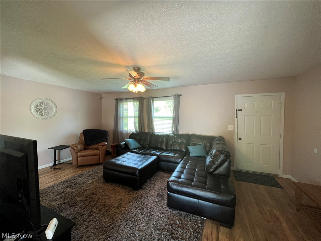 Larchmont Adn - Residential