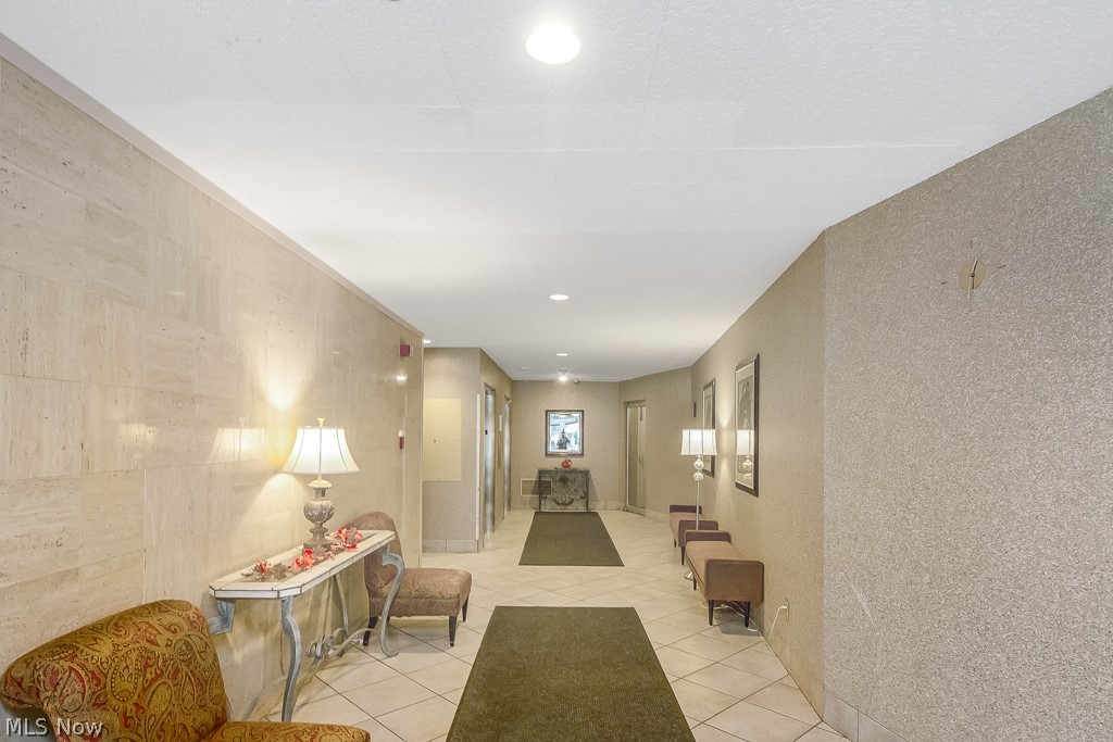 Marine Towers East Condo - Residential