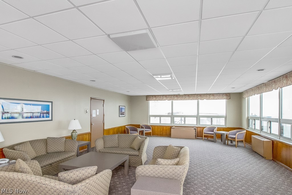 Marine Towers East Condo - Residential