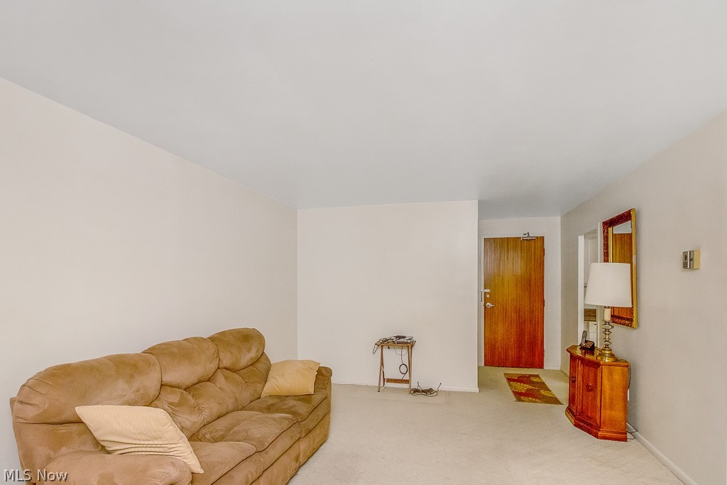 Marine Towers East Condo - Residential