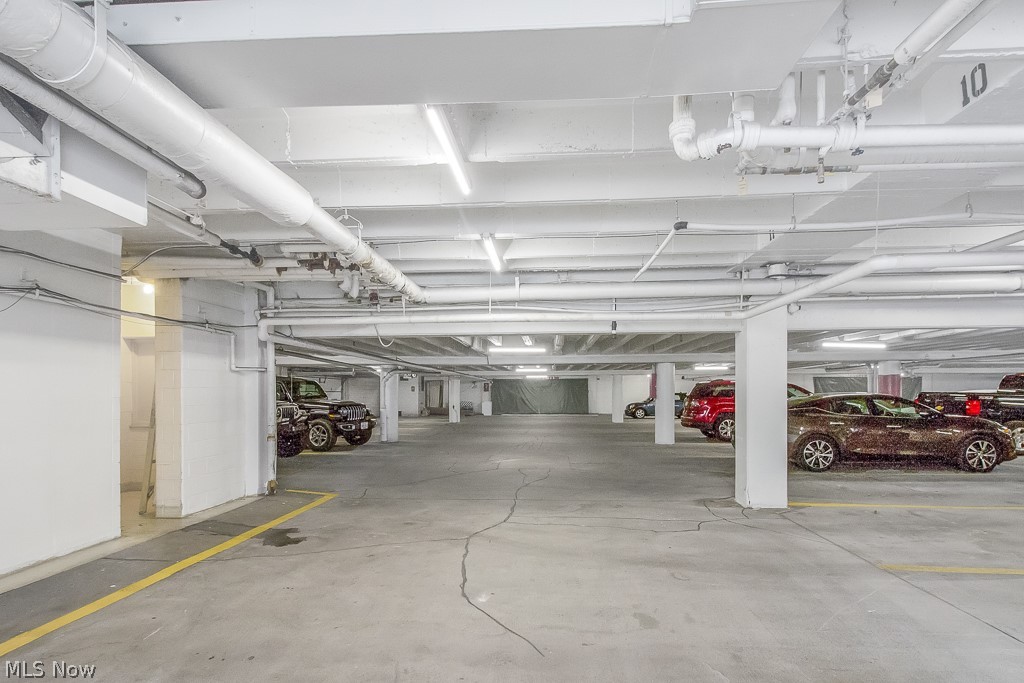 Marine Towers East Condo - Residential