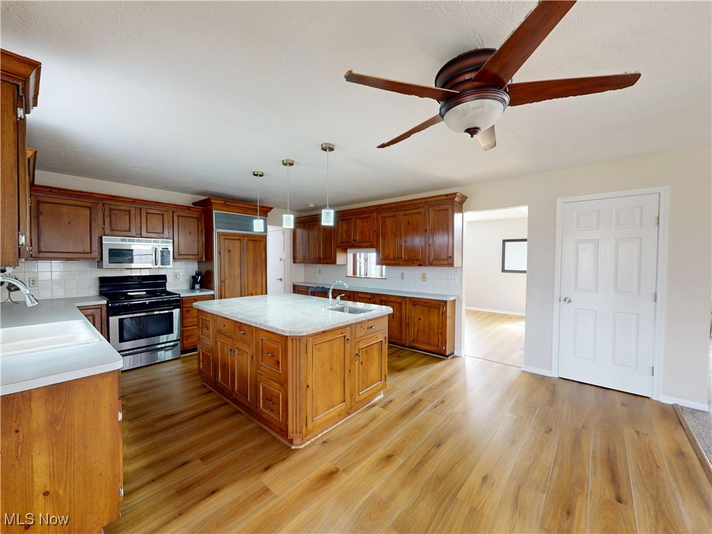 9181 Sugarbush Drive, Mentor, Ohio image 5