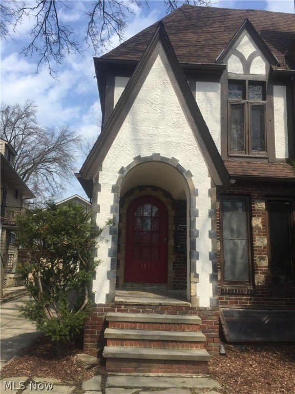 Meadowbrook 01 - Residential Income