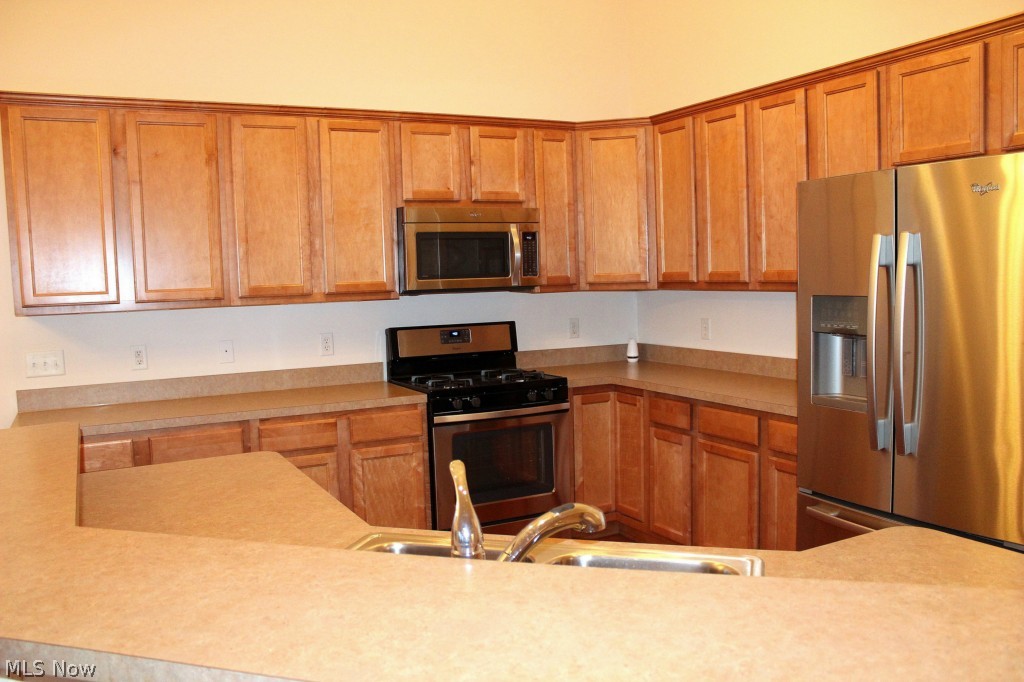 Village/Waterside Xings South - Residential