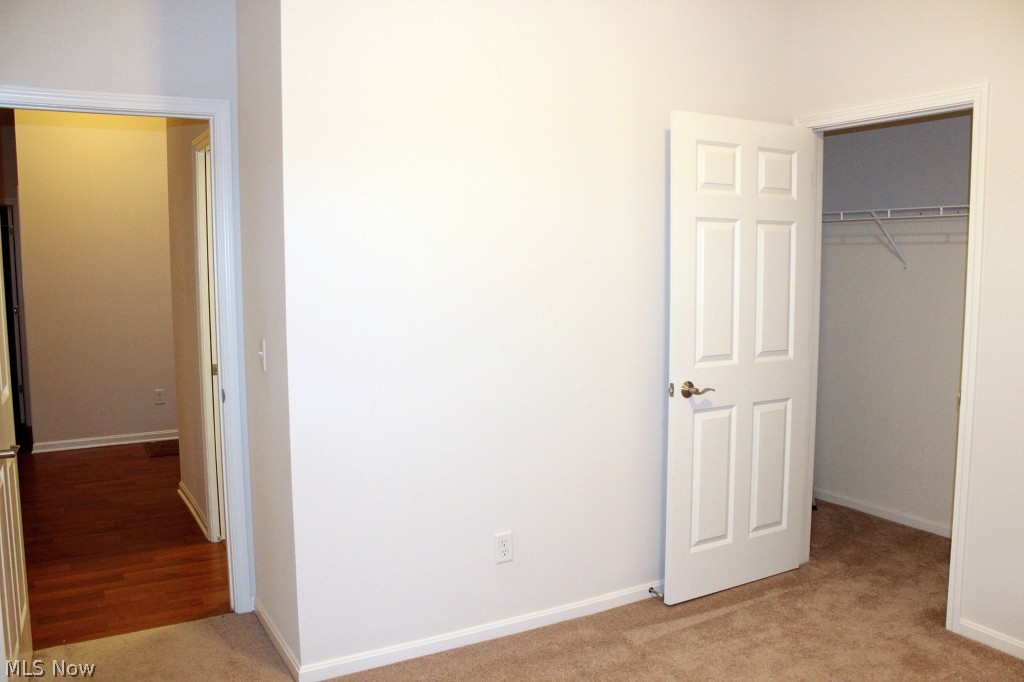 Village/Waterside Xings South - Residential