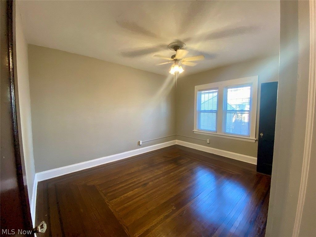 Photo of 418 Crestwood Avenue #1, Akron, OH 44302 (MLS # 5198348)