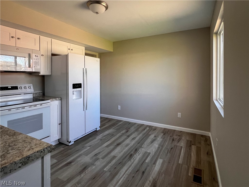 Oberlin Ave Realty Co - Residential Lease