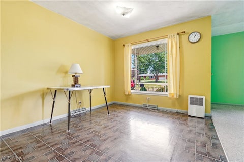 Tiny photo for 9864 Louisville Street NE, Louisville, OH 44710 (MLS # 5221631)
