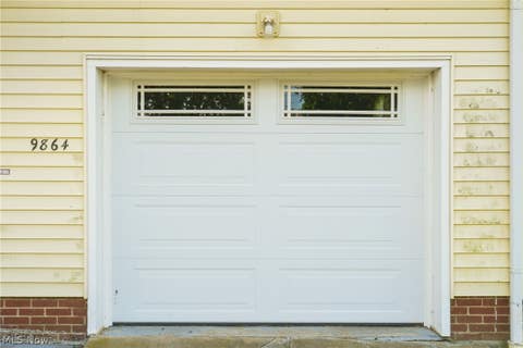 Tiny photo for 9864 Louisville Street NE, Louisville, OH 44710 (MLS # 5221631)