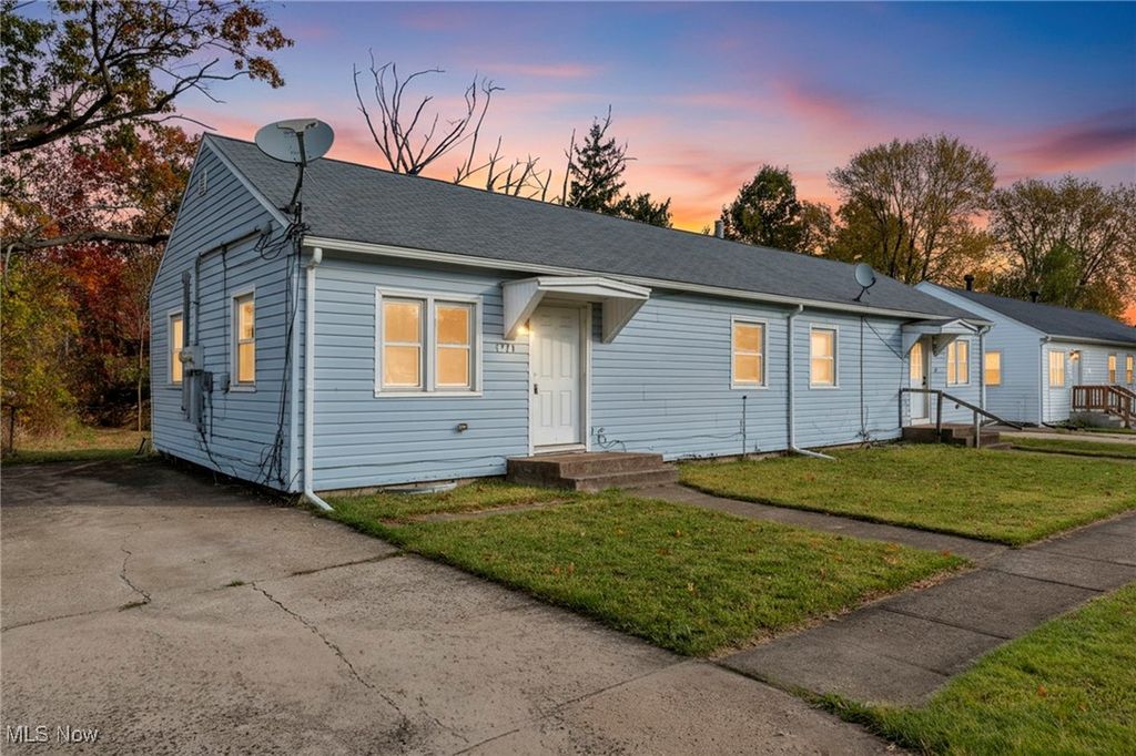 Photo of 1771 E 37th Street, Lorain, OH 44055 (MLS # 5168220)