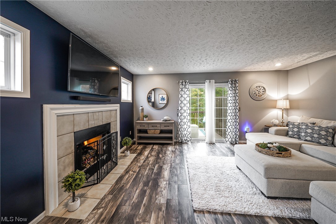 Vantage Point Twnhms Ph 03 A - Residential