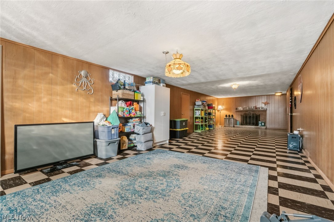 Laurel Ridge - Residential