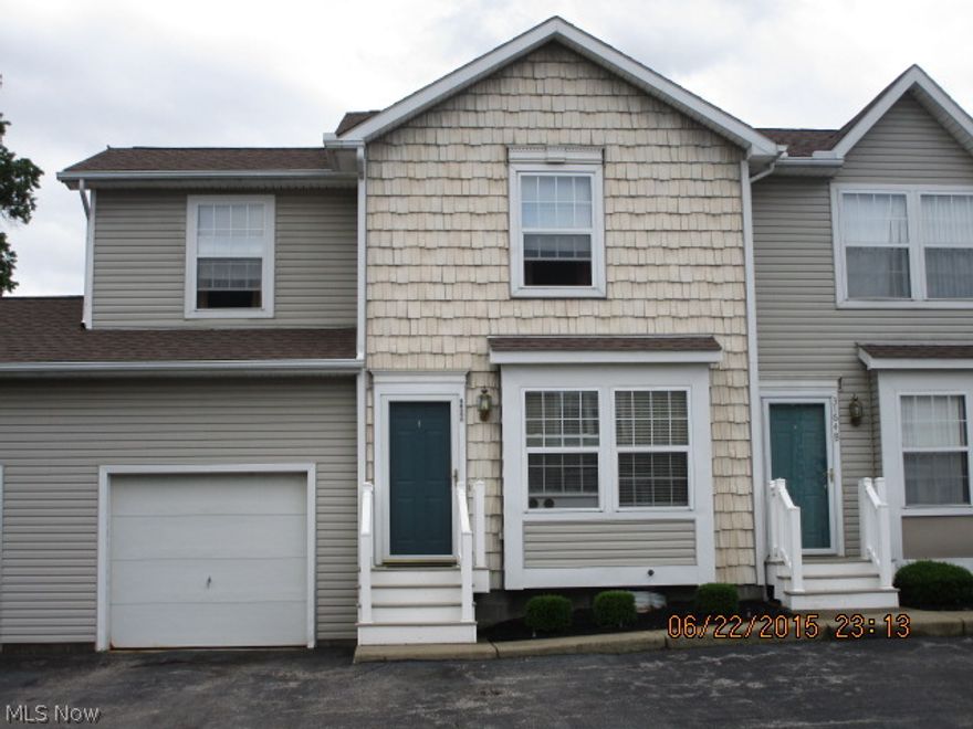 Three bedroom Townhouse with 2 full baths and an attached garage.  Freshly painted and newer flooring, kitchen is fully equipped with all appliances.  Eating area with sliding door to nice private patio with wood fence.  Master bedroom has double closets!  Partially finished basement!  Seller offering 1 year Home Warranty!