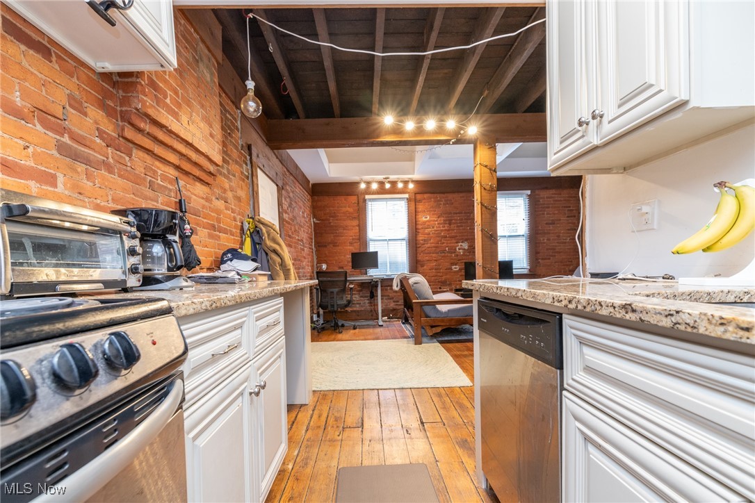 Cleveland, Ohio 44113, United States, 1 Bedroom Bedrooms, ,1 BathroomBathrooms,Residential,Active,94364