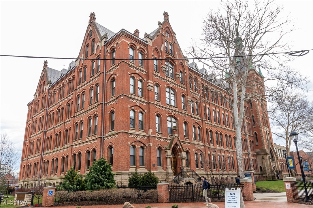 Cleveland, Ohio 44113, United States, 1 Bedroom Bedrooms, ,1 BathroomBathrooms,Residential,Active,94364