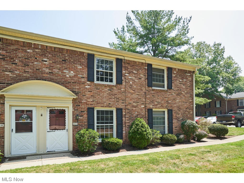 Move right in to this 2BR 1.5BA townhouse in west Akron’s Georgetown Condominiums! Located on the north side of the association and bordered by greenspace, this unit features fresh paint and new flooring throughout! 1st floor hosts an eat-in kitchen w/ new dishwasher and fridge, built-in desk and storage shelving, slider to private covered rear patio, spacious living room, and half bath. 2nd floor features two well-appointed bedrooms, updated full bath, and stack laundry w/ washer and dryer that stay! Conveniently located adjacent to Portage Country Club, less than 1 mi from Highland Square, 5-min drive to I-77 & downtown Akron, and a 10-min drive to Fairlawn Shopping / Dining.