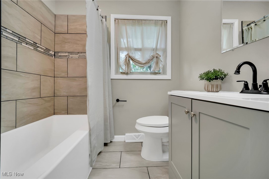 3039 Starlite Drive, Warren, Ohio image 21