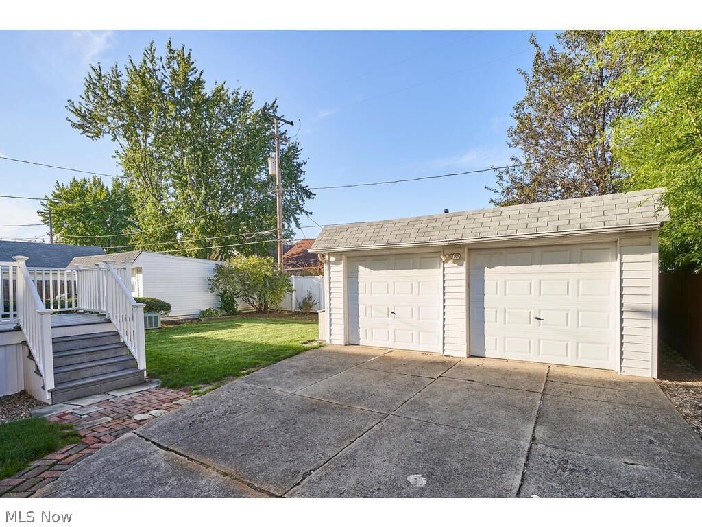 Riverside Manor 03/T M Campb - Residential