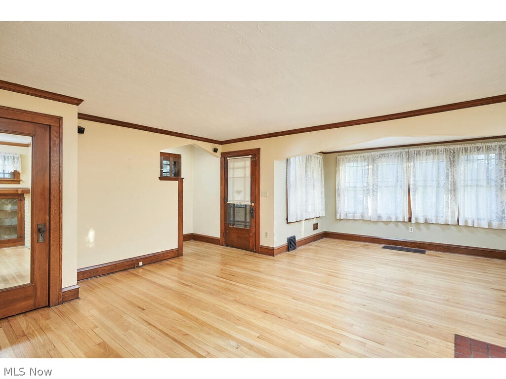 Riverside Manor 03/T M Campb - Residential