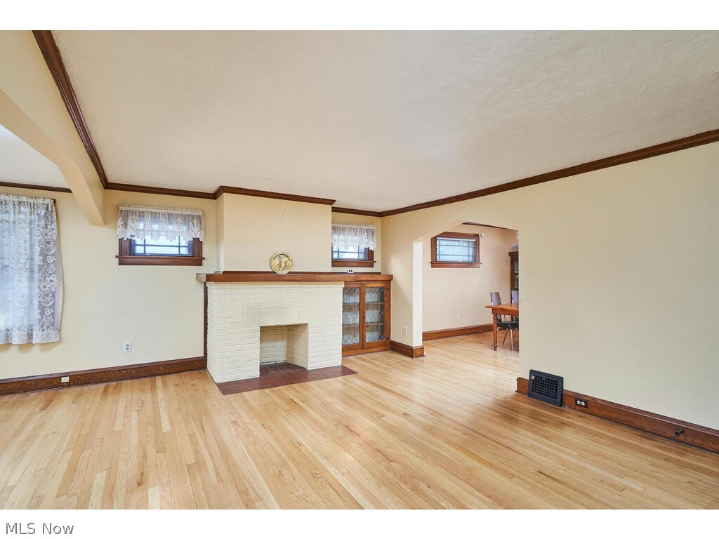 Riverside Manor 03/T M Campb - Residential