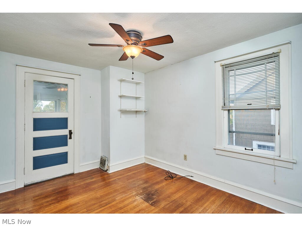 Riverside Manor 03/T M Campb - Residential