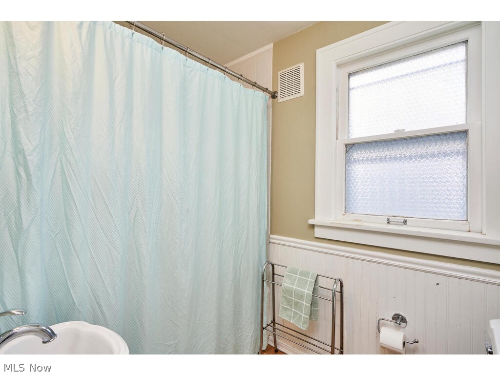 Riverside Manor 03/T M Campb - Residential