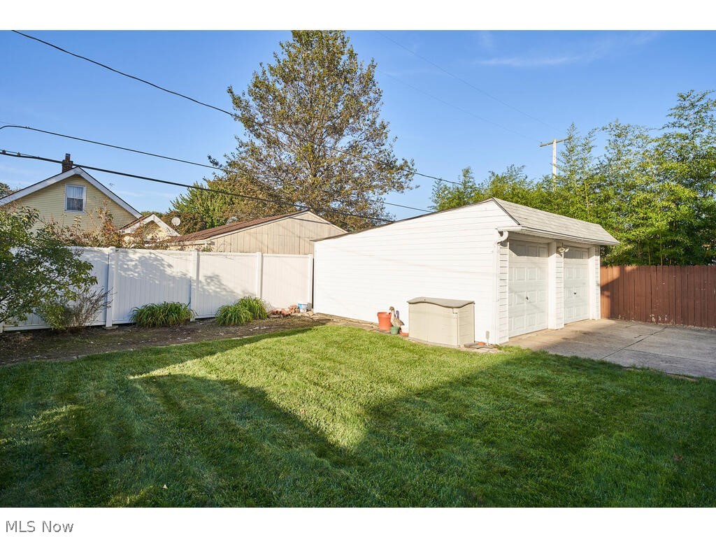 Riverside Manor 03/T M Campb - Residential