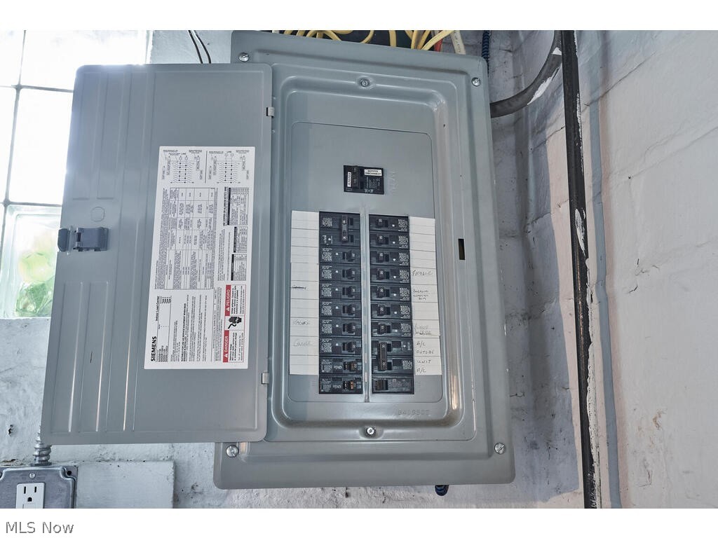 Riverside Manor 03/T M Campb - Residential