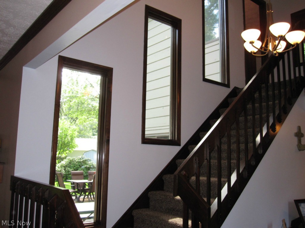 James Realty - Residential