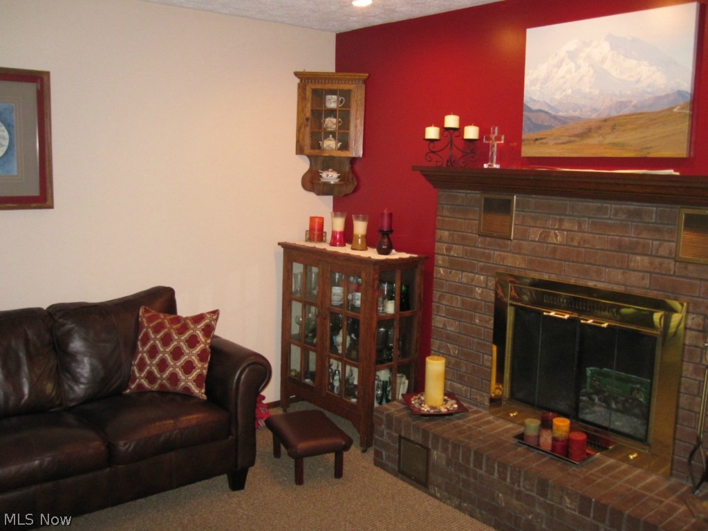 James Realty - Residential