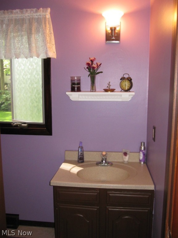 James Realty - Residential